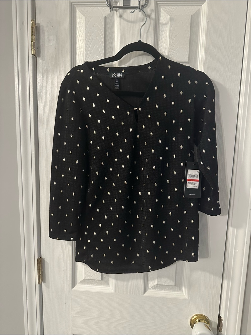 NWT Jones New York Black Top with Silver Dot Accent